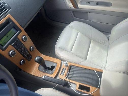 2008 Volvo C70 T5