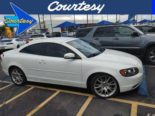 2008 Volvo C70 T5