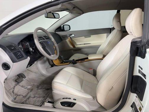 2008 Volvo C70 T5