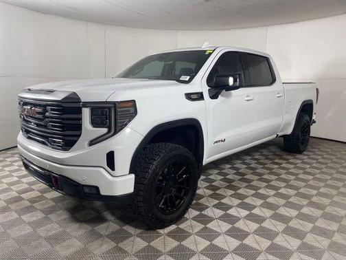 2022 GMC Sierra 1500 AT4
