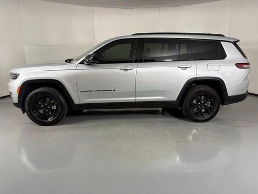 2024 Jeep Grand Cherokee L Laredo