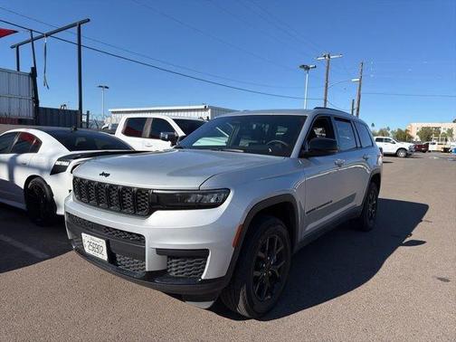 2024 Jeep Grand Cherokee L Laredo