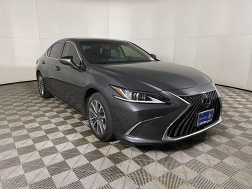 2022 Lexus ES 350 Base
