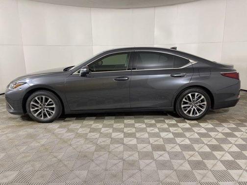 2022 Lexus ES 350 Base