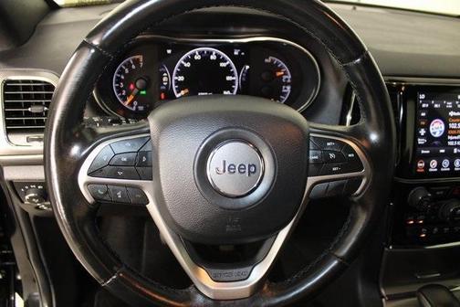 Photo 5 of 42 of 2020 Jeep Grand Cherokee Altitude