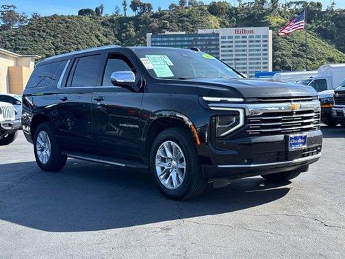 2025 Chevrolet Suburban Premier