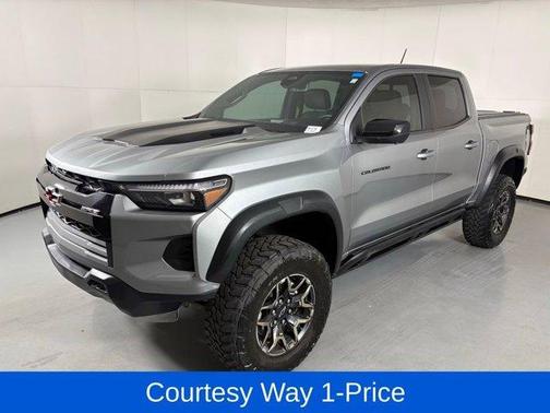 Sterling Gray Metallic 2023 Chevrolet Colorado ZR2