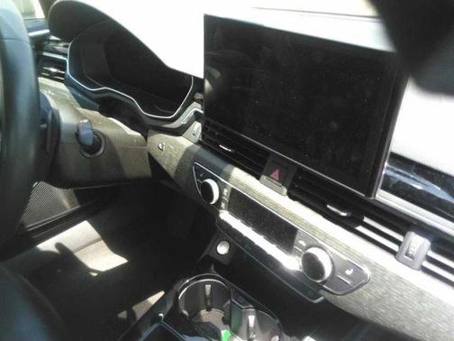 2023 Audi A4 45 S line Premium Plus
