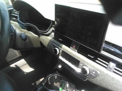 2023 Audi A4 45 S line Premium Plus