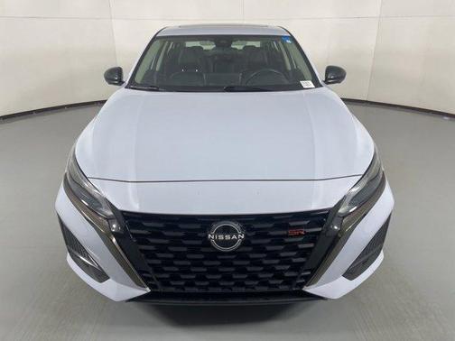 2023 Nissan Altima 2.0 SR