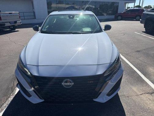 2023 Nissan Altima 2.0 SR