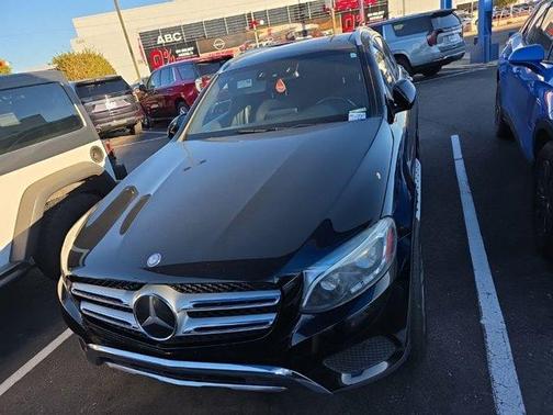 2017 Mercedes-Benz GLC 300 Base