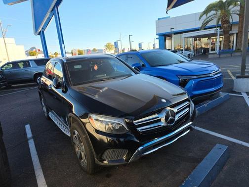 2017 Mercedes-Benz GLC 300 Base