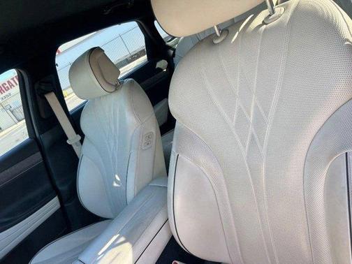 2023 Genesis Electrified G80 Base