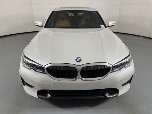 2022 BMW 330 i