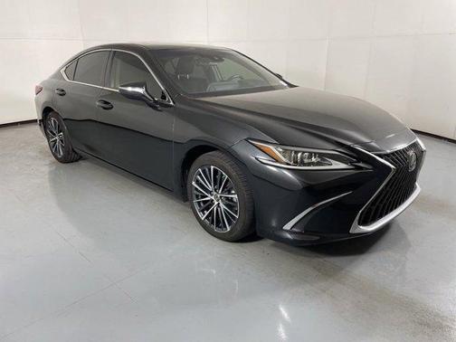 2022 Lexus ES 350 Base