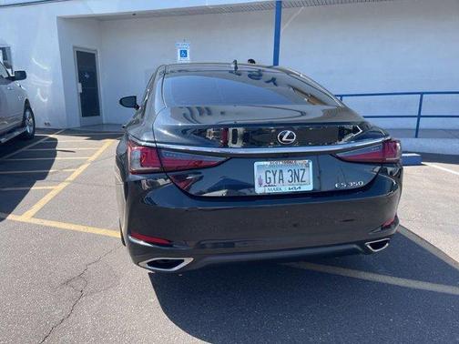2022 Lexus ES 350 Base