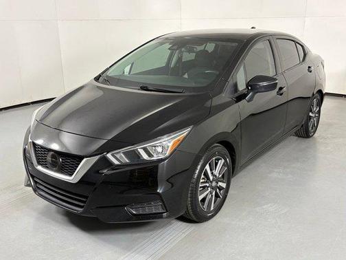 Super Black Metallic 2021 Nissan Versa 1.6 SV