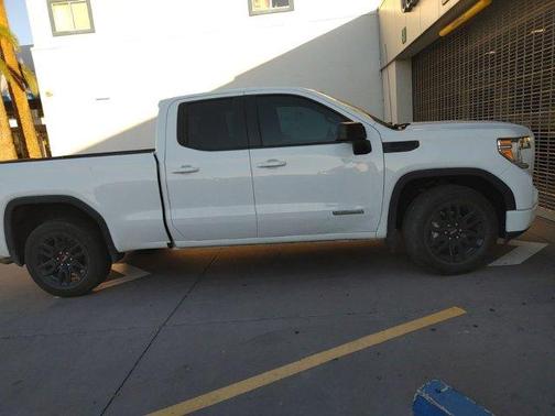 2022 GMC Sierra 1500 Limited Elevation