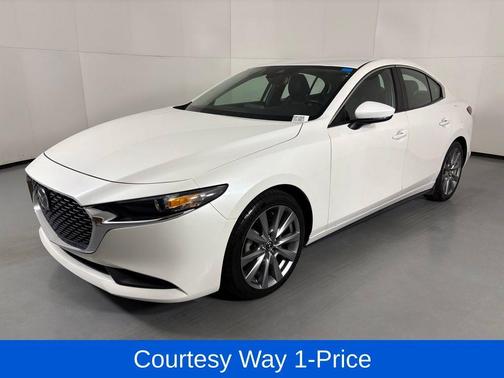 Snowflake White Pearl 2023 Mazda Mazda3 FWD w/Select Package