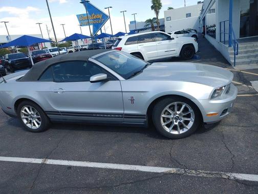 2011 Ford Mustang V6 Premium