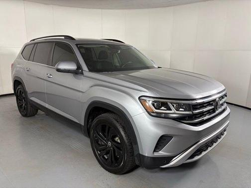 2022 Volkswagen Atlas 2.0T SE w/Technology