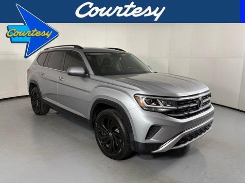 2022 Volkswagen Atlas 2.0T SE w/Technology