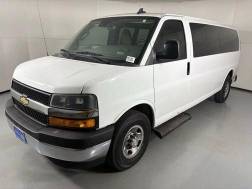 2020 Chevrolet Express 3500 LT