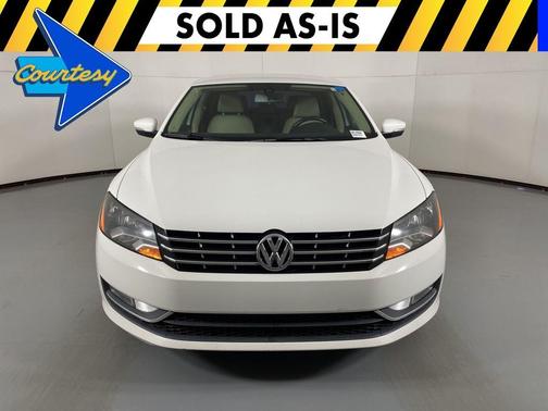 2015 Volkswagen Passat 1.8T Limited Edition
