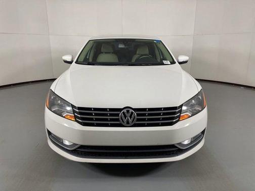 2015 Volkswagen Passat 1.8T Limited Edition