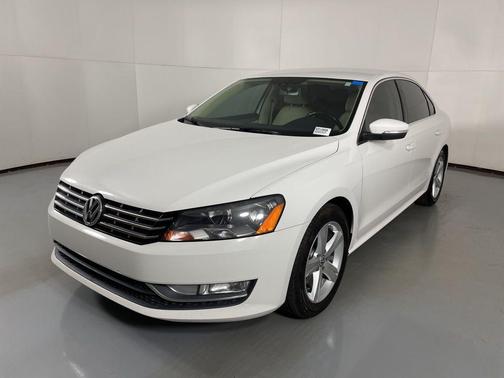 2015 Volkswagen Passat 1.8T Limited Edition