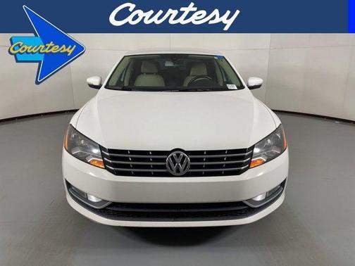 2015 Volkswagen Passat 1.8T Limited Edition