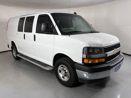 2022 Chevrolet Express 2500 Work Van
