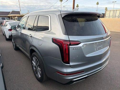 2025 Cadillac XT6 Premium Luxury FWD
