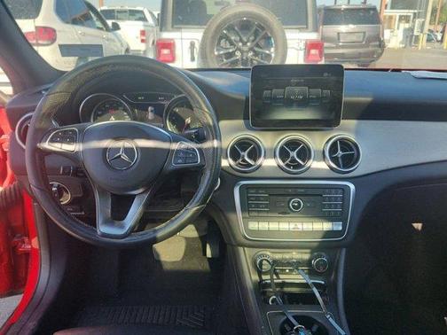 2018 Mercedes-Benz GLA 250 Base 4MATIC