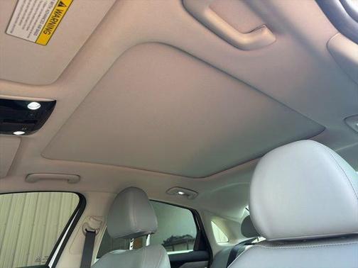 Glacial White Pearl 2023 Kia K5 EX