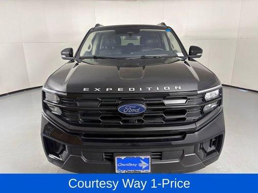 Black Metallic 2025 Ford Expedition Max Active