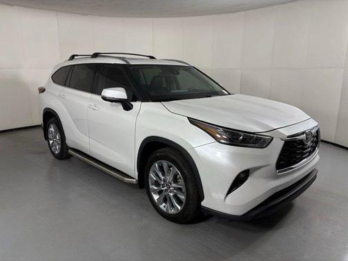 2023 Toyota Highlander Limited