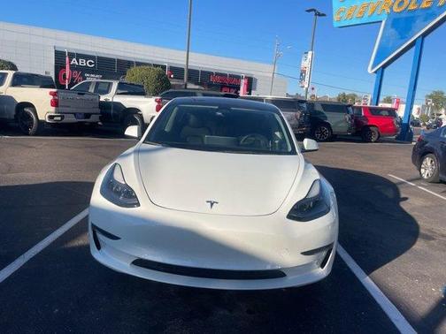2023 Tesla Model 3 Base