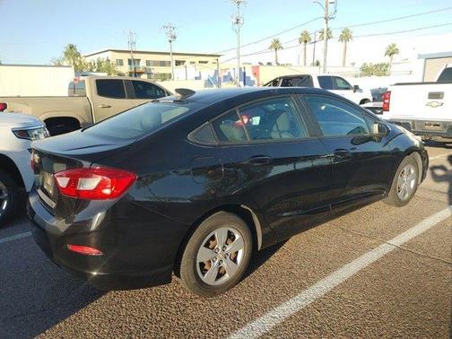 2018 Chevrolet Cruze LS