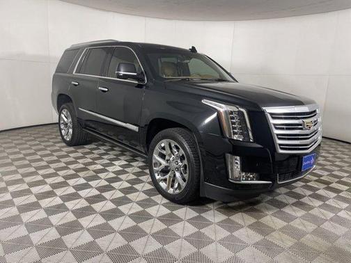 2017 Cadillac Escalade Platinum