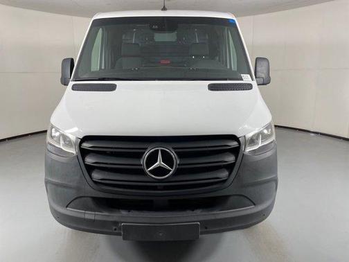 2022 Mercedes-Benz Sprinter 1500 Standard Roof