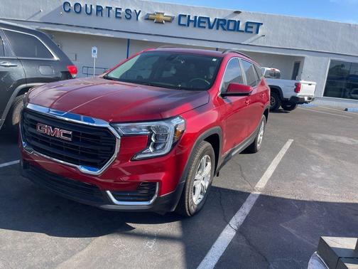2024 GMC Terrain SLE