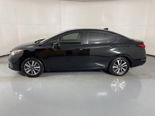 2023 Nissan Versa 1.6 SV
