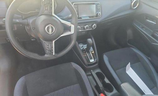 2023 Nissan Versa 1.6 SV