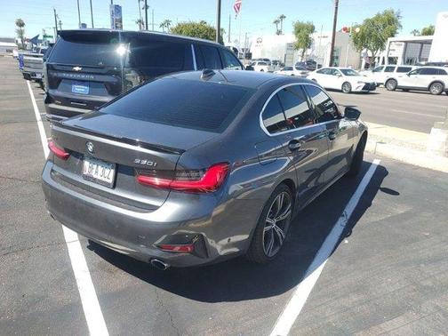 2019 BMW 330 i xDrive