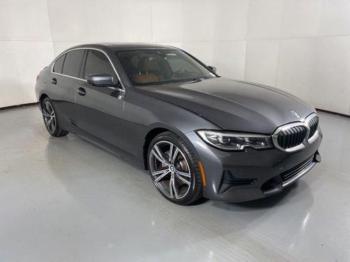 2019 BMW 330 i xDrive
