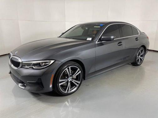 2019 BMW 330 i xDrive