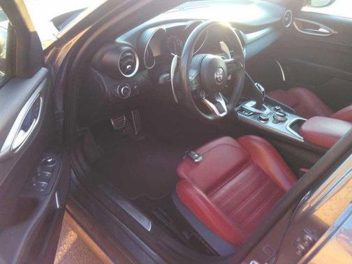 2023 Alfa Romeo Giulia Veloce