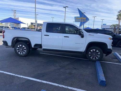 2024 Chevrolet Silverado 2500 Custom